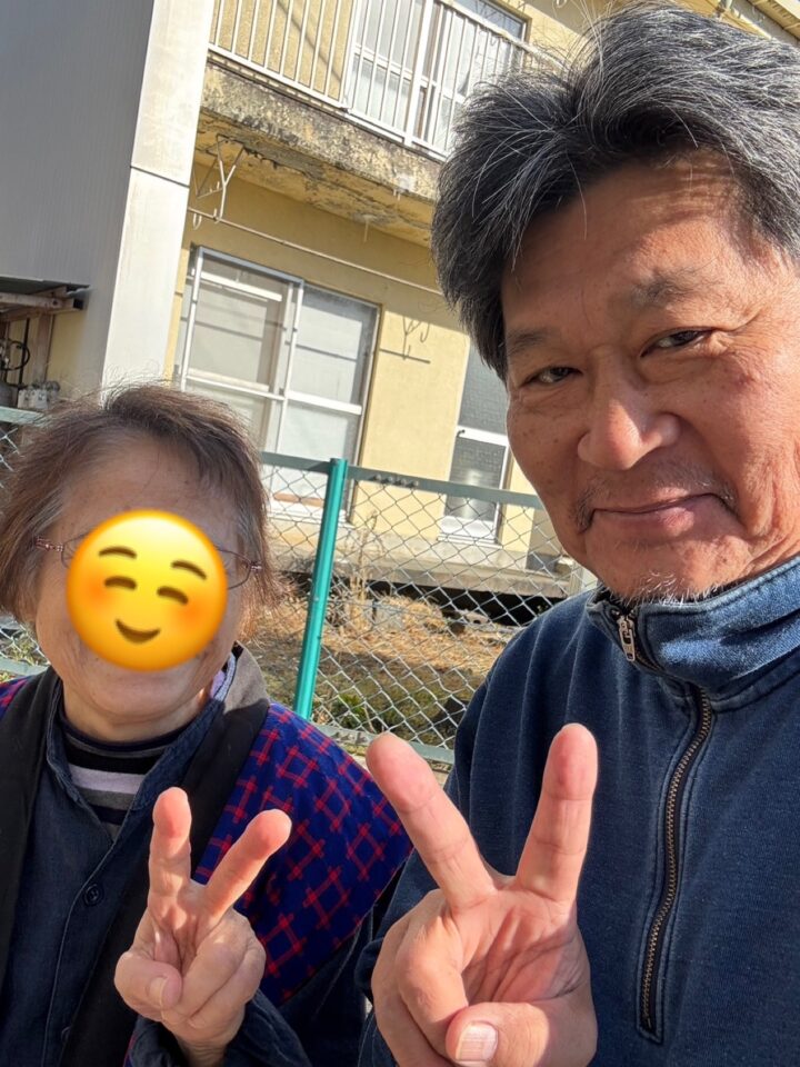 作業後ホッとしたお客様と記念写真